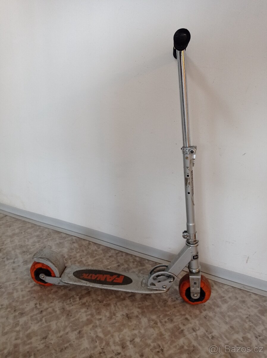 Koloběžka Micro - 4