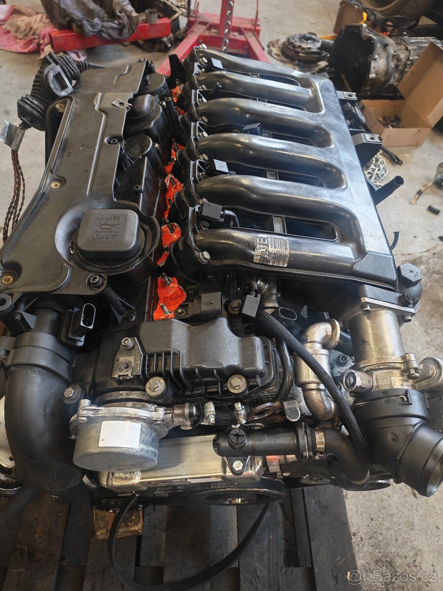 BMW 530d motor - 4