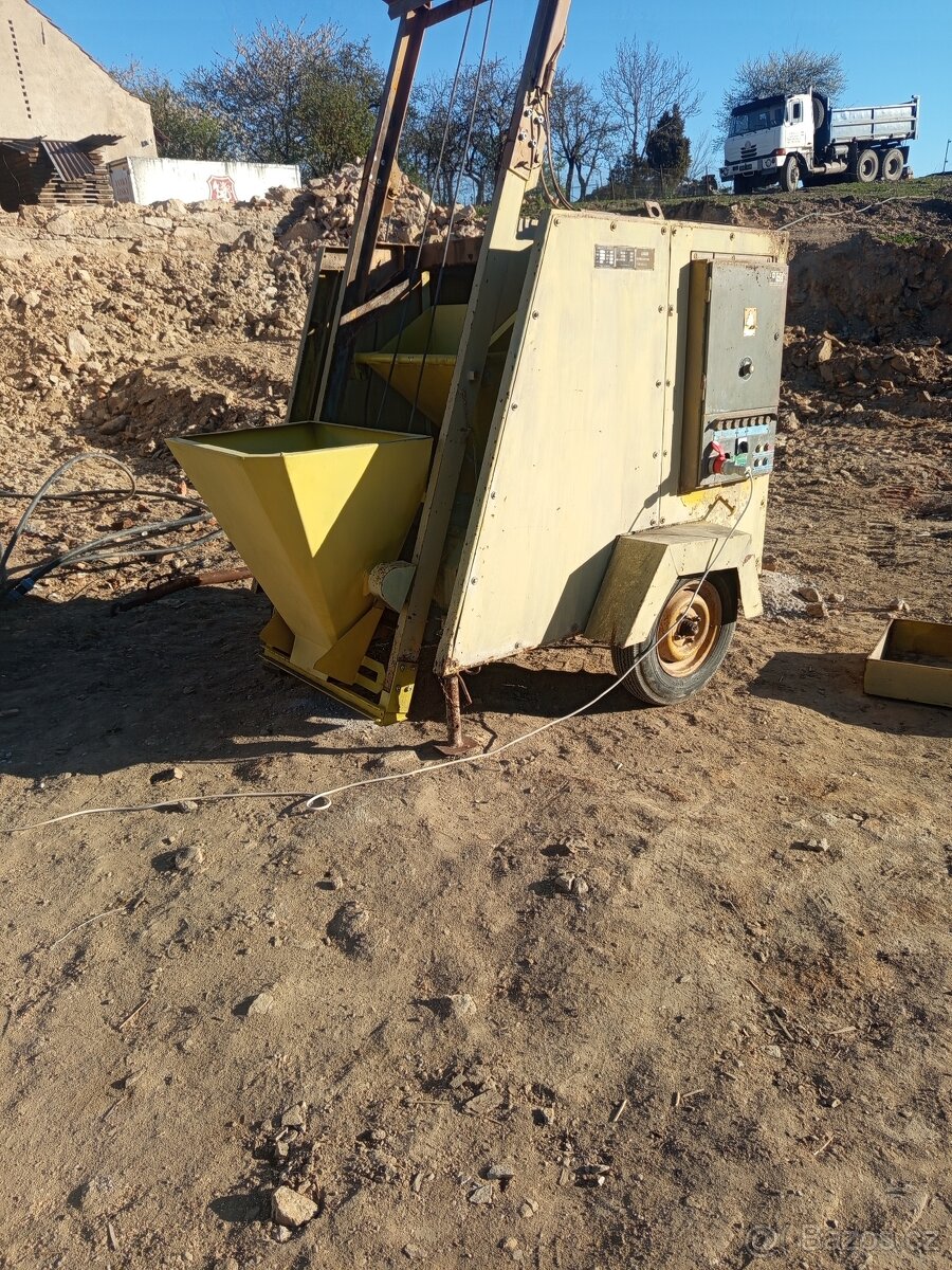 Míchačka betonu SMA 250 - 4
