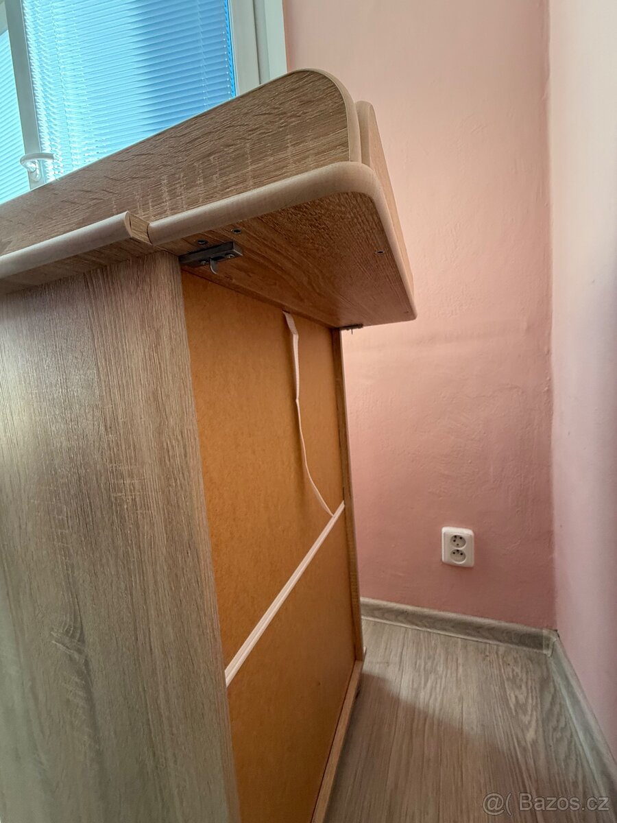Přebalovací pult - 4