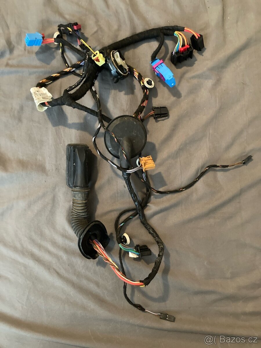 Elektroinstalace dvěří škoda octavia 3 - 4