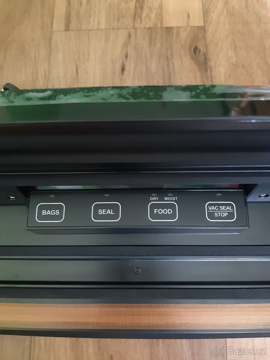 Svářečka fólií Hyundai VS100 černá - 4