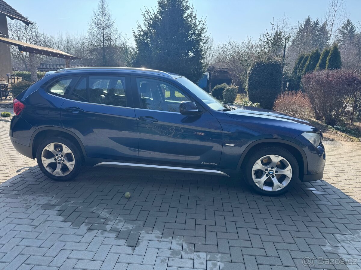 BMW X1 X-DRIVE Automat - 4