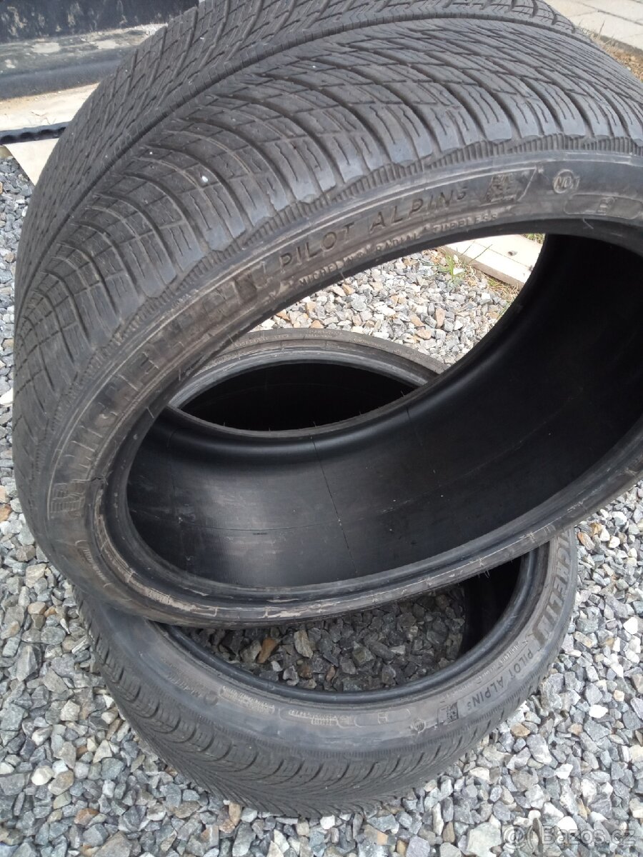 295/30 R21 - 4