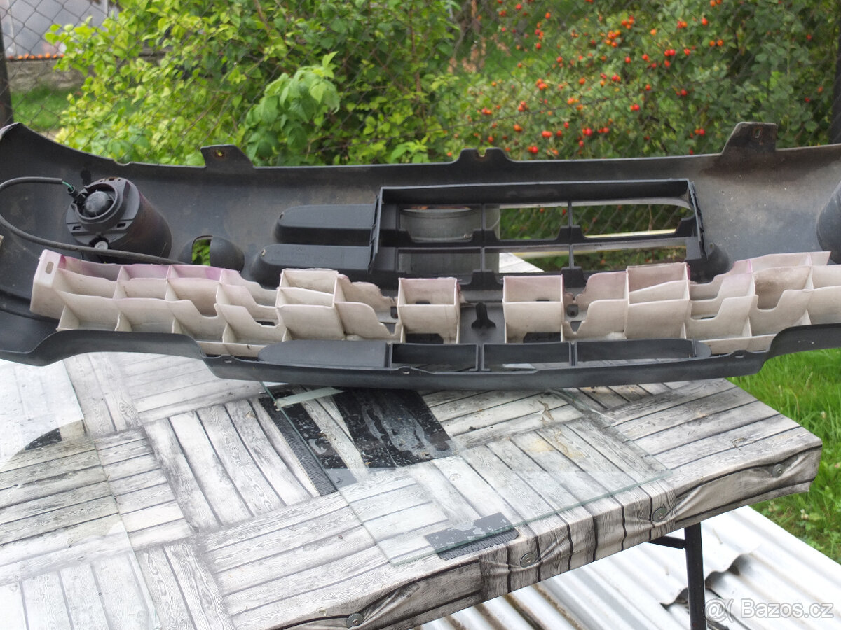 př.nárazník Renault Twingo - 4