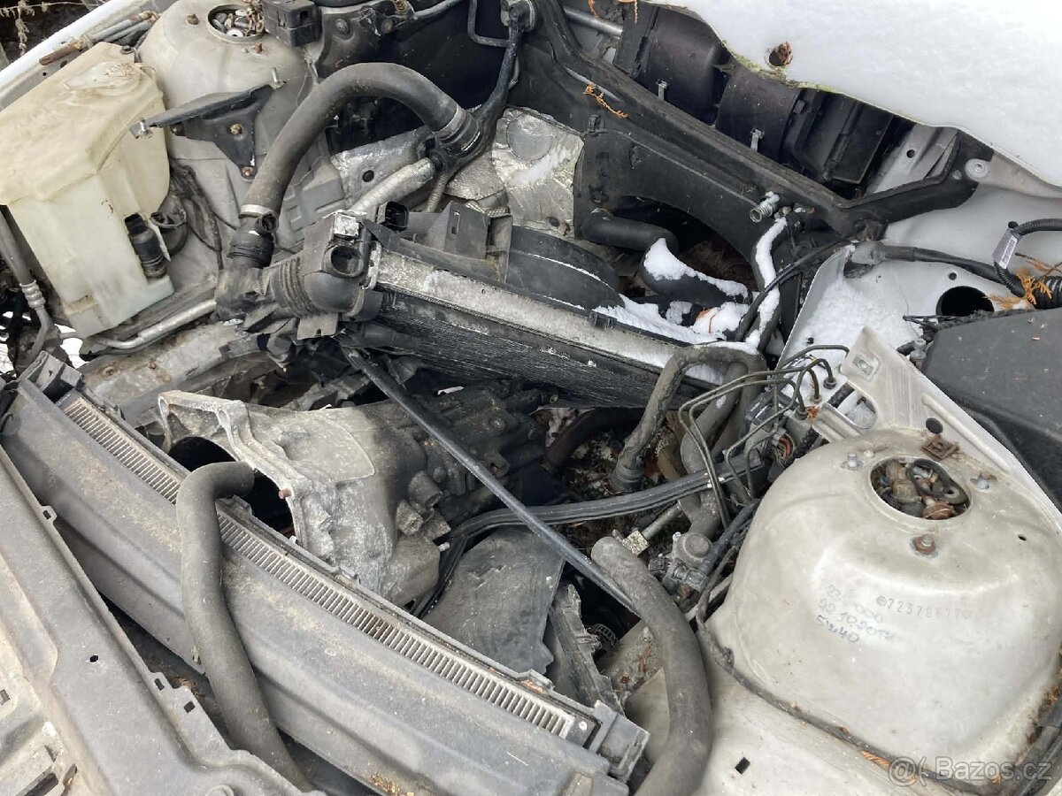 DÍLY Bmw e46 318i - 4