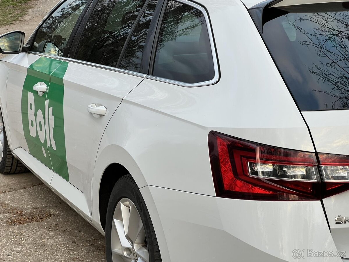 Škoda Superb - 4