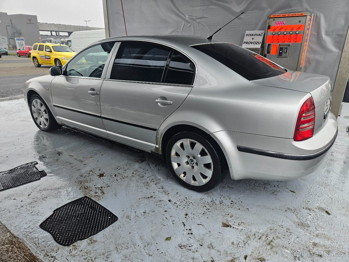 Škoda superb - 4