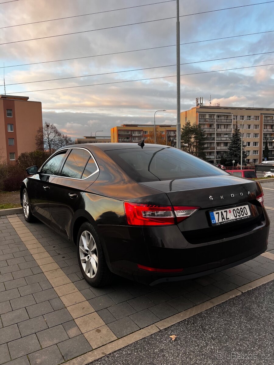 Superb 3 Facelift 2.0 TDI DSG - 4