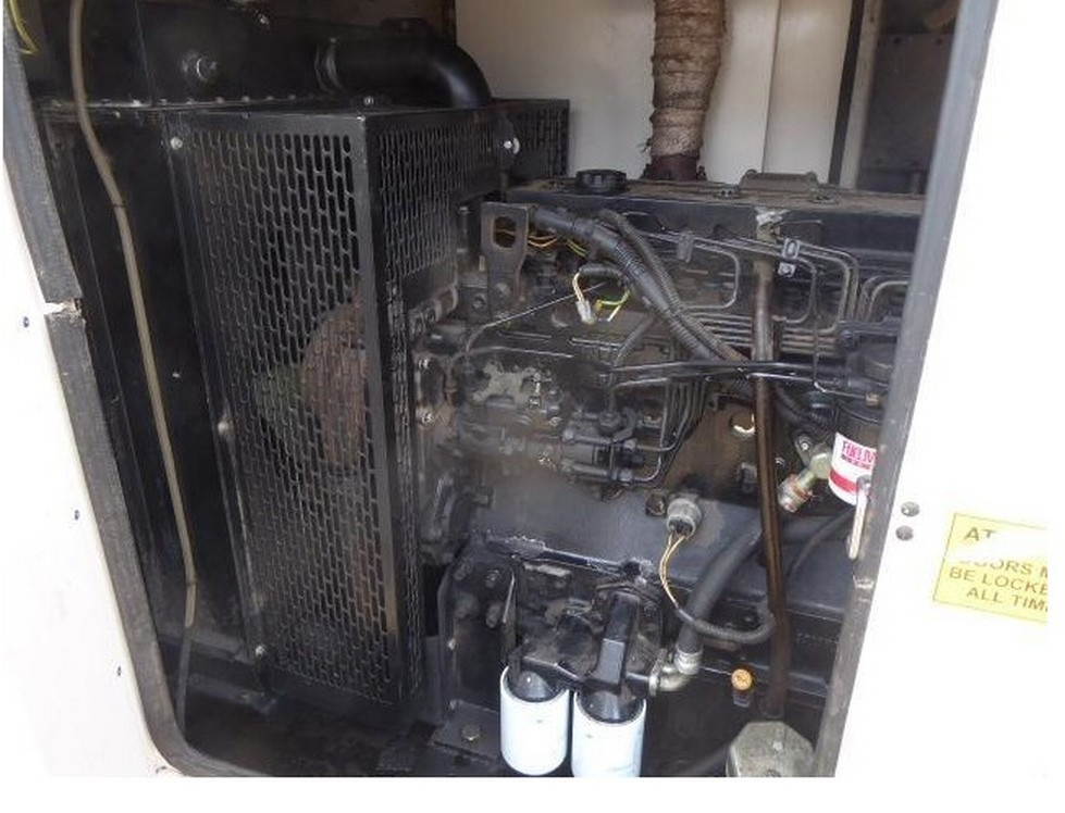 Dieselový generátor 100 KVA - 2005 FG WILSON PERKINS ENGINE - 4