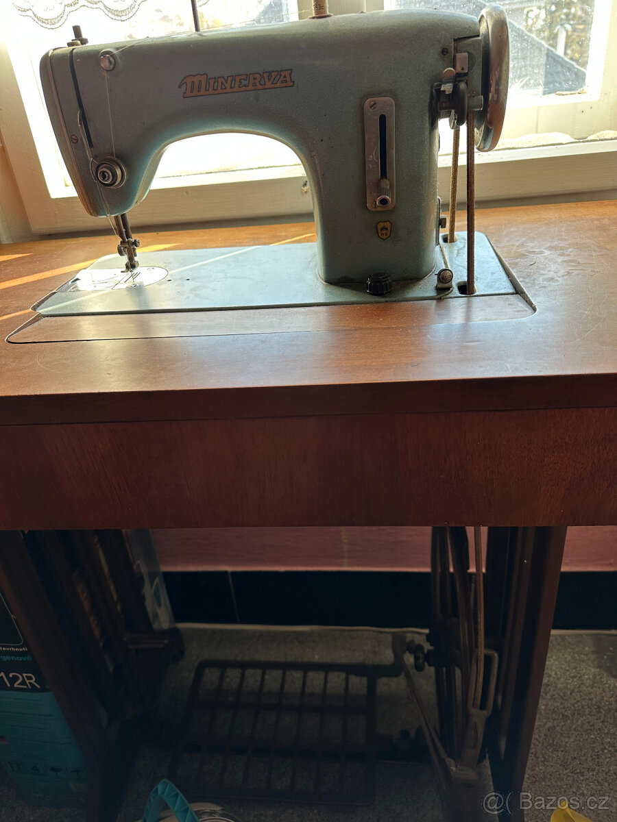 Šicí stroj Minerva 126. - 4
