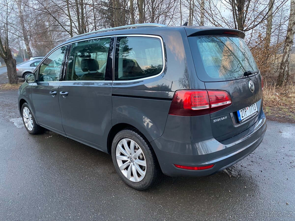 Volkswagen Sharan 1.4TSi DSG HIGHLINE 7Míst - 4