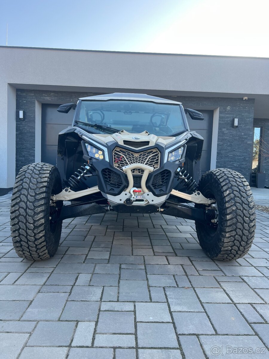 Prodám Can-Am MAVERICK X3 X RC TURBO RR 72