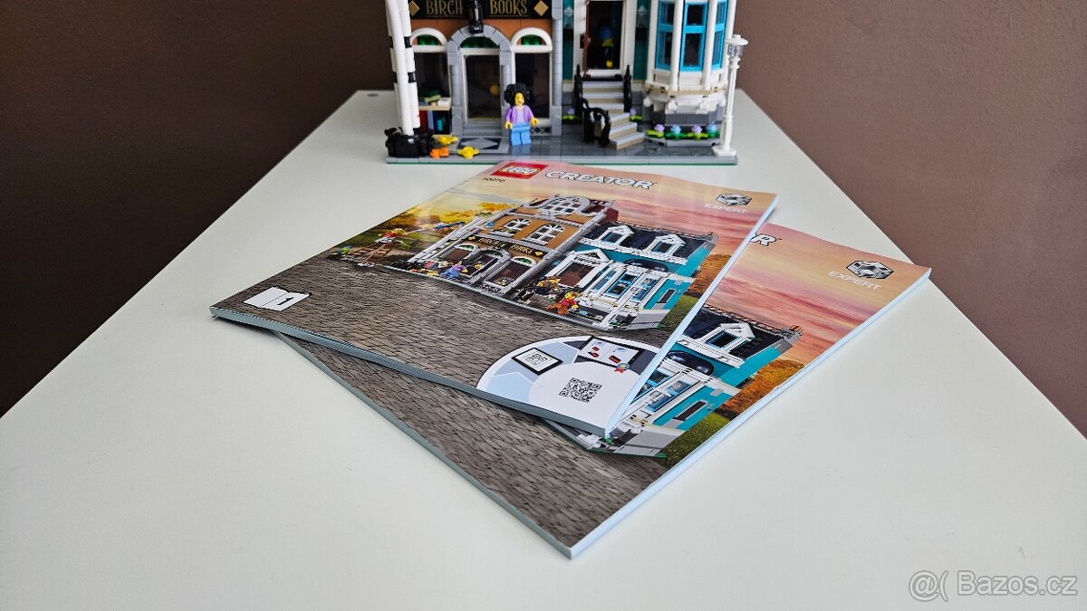 LEGO Creator Expert 10270 Knihkupectví - 4