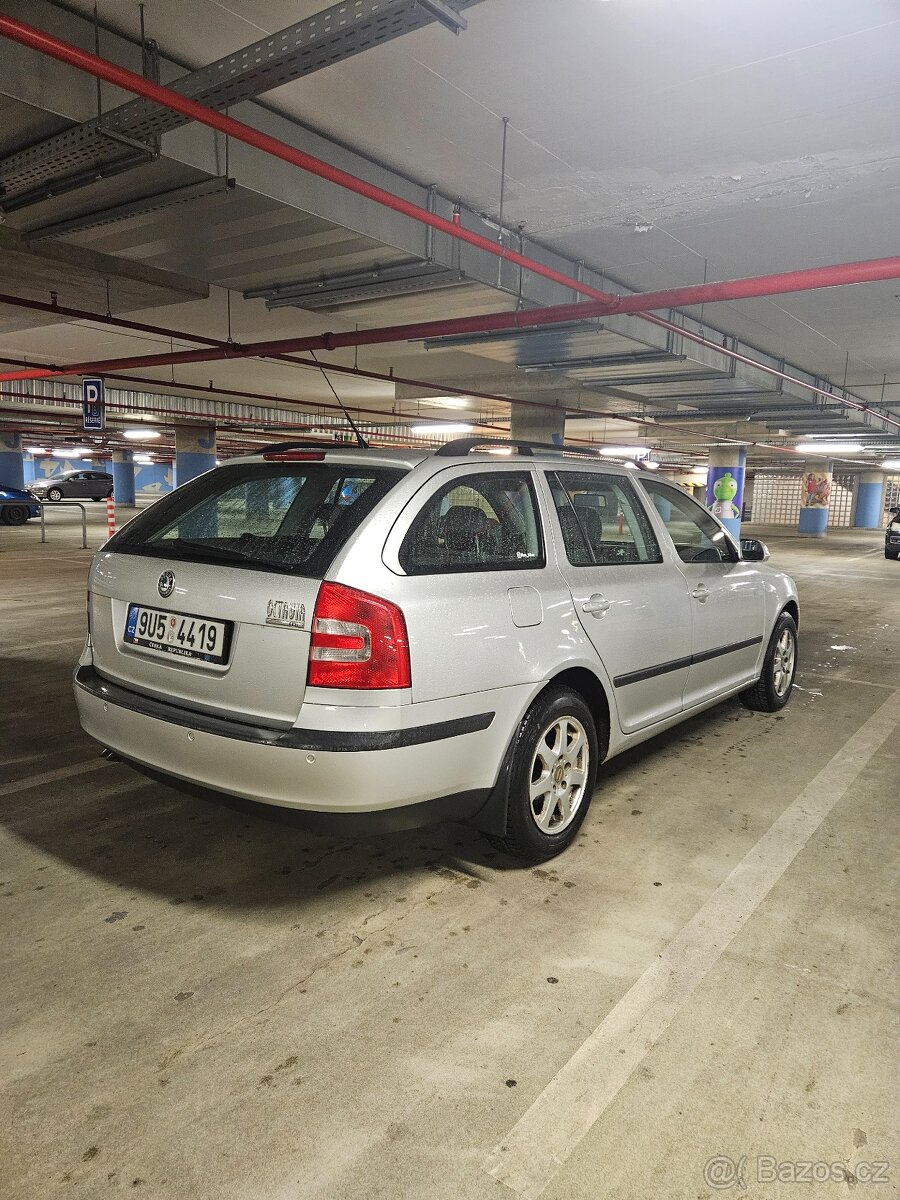 Škoda octavia 2.0 TDI 16v kombi - 4
