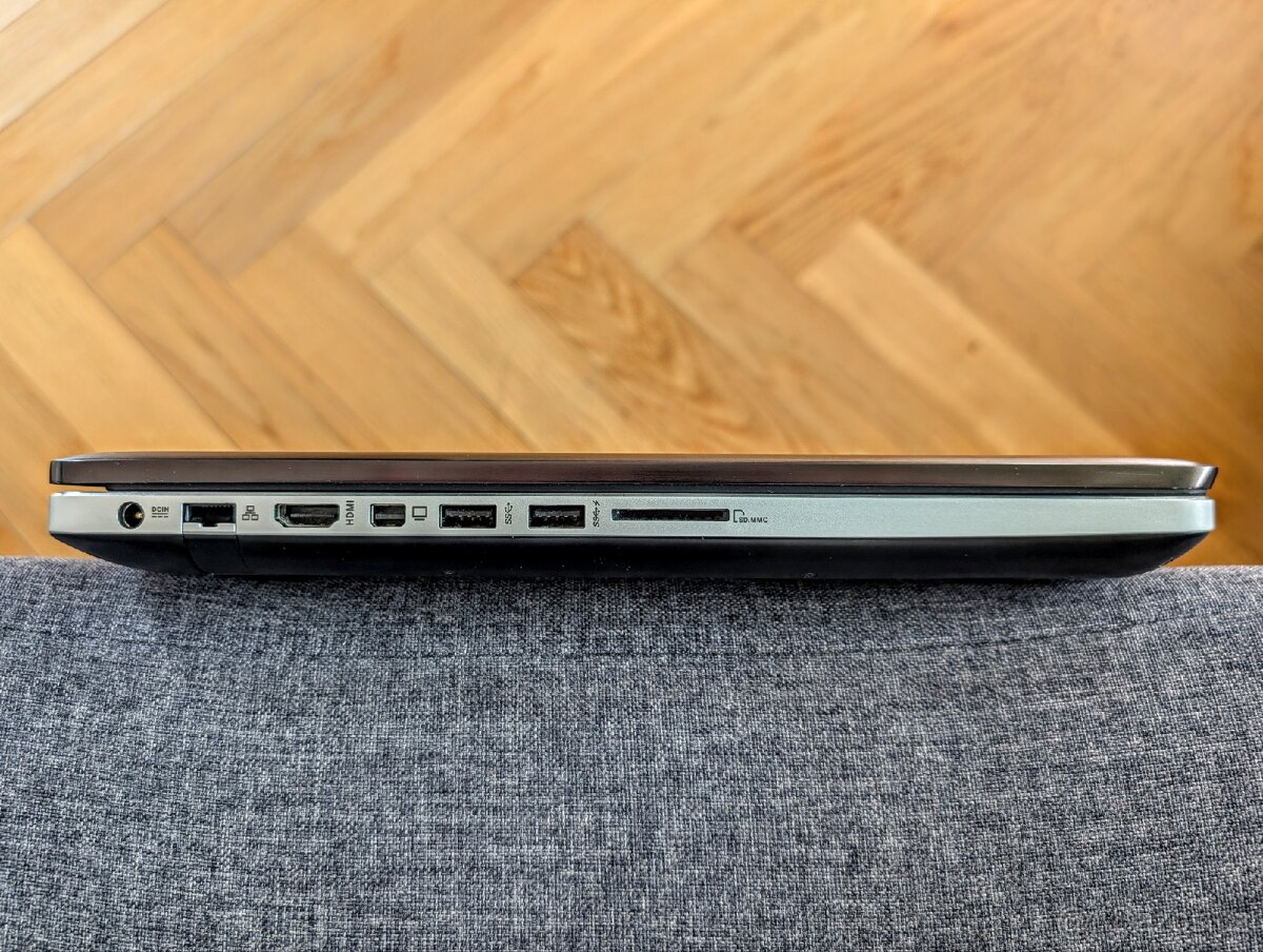 PRODÁM PRÉMIOVÝ NOTEBOOK ASUS HLINIKOVÉ TĚLO BANG & OLUFSEN - 4