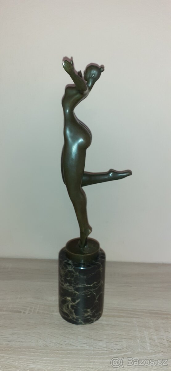 Bronzová socha - 4
