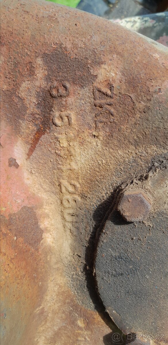 Prodám portály zetor 6718, 6748, 6911,6945, 7011, 7045 - 4