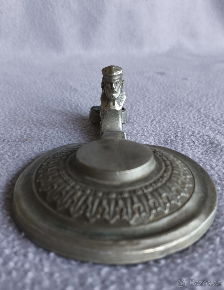 cínové víčko na korbel - 4