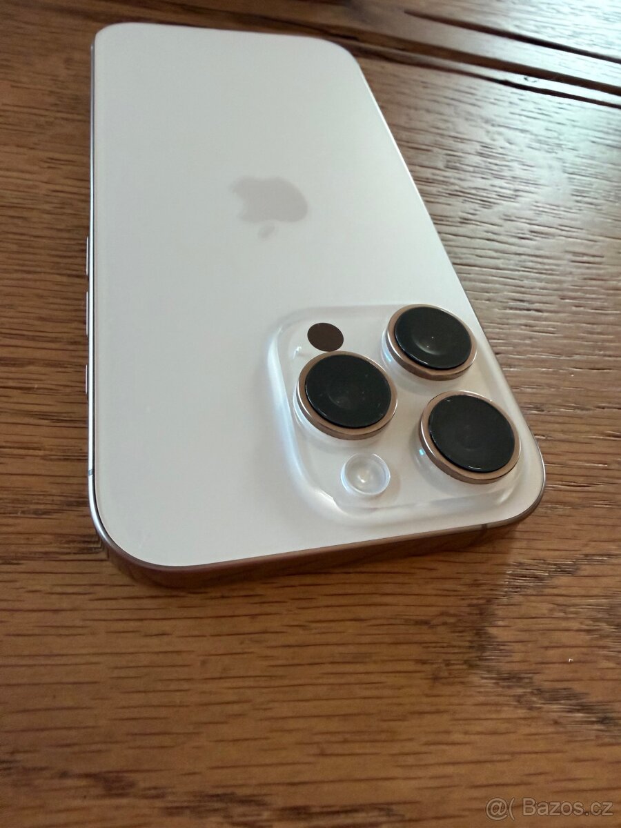 iPhone 16 Pro 256GB Desert Titanium + Clear Case Top Stav - 4