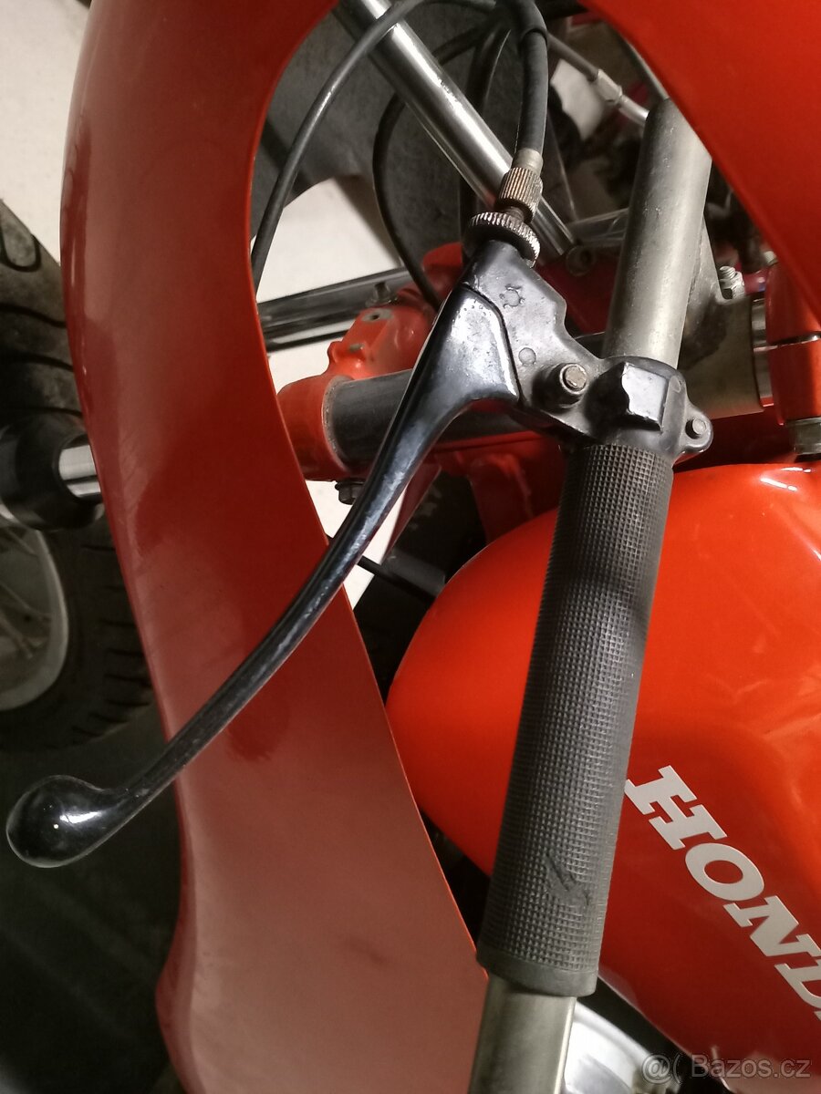 Honda cb 500 four - 4