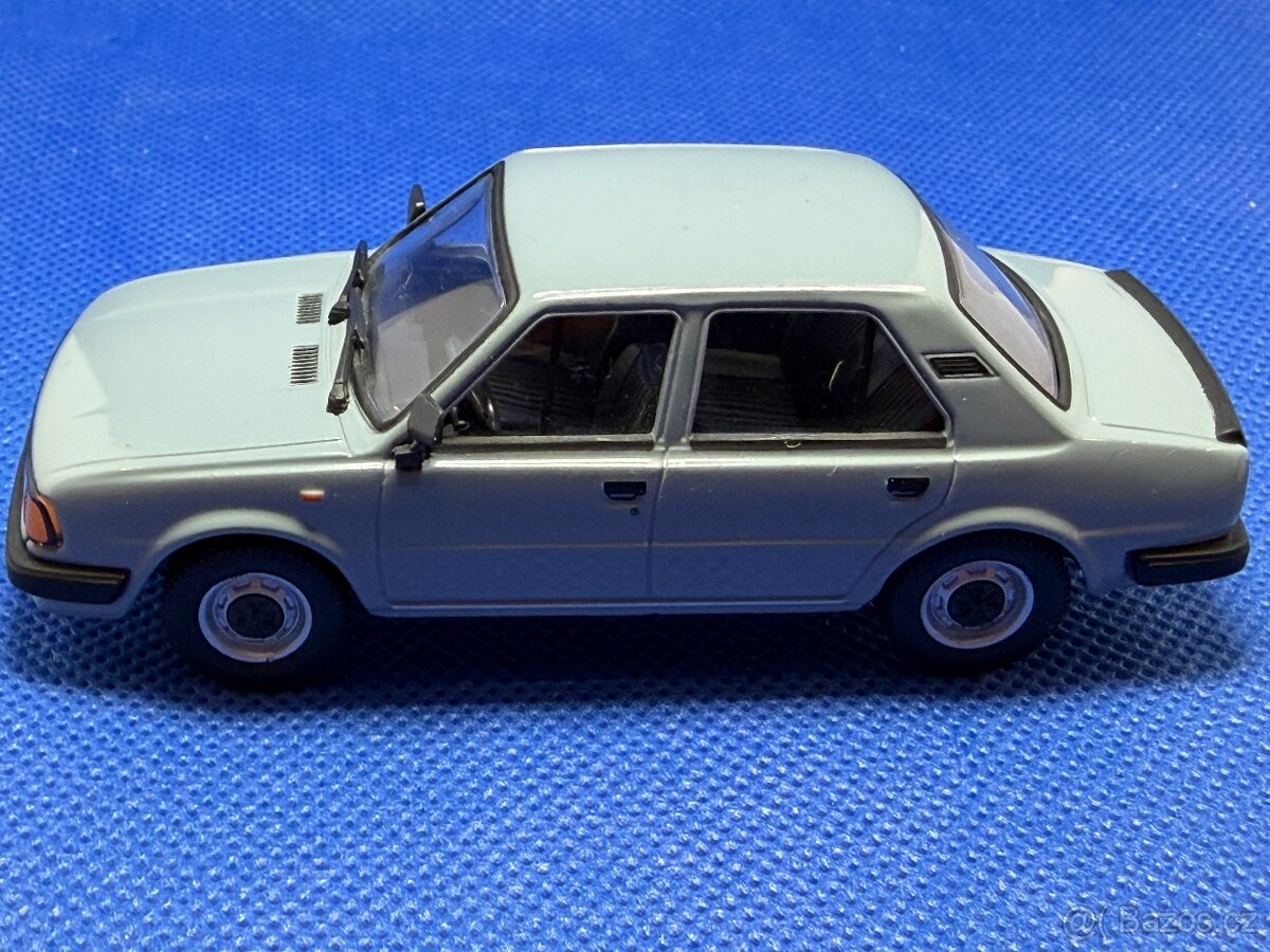 Škoda 120L Abrex 1:43 - 4