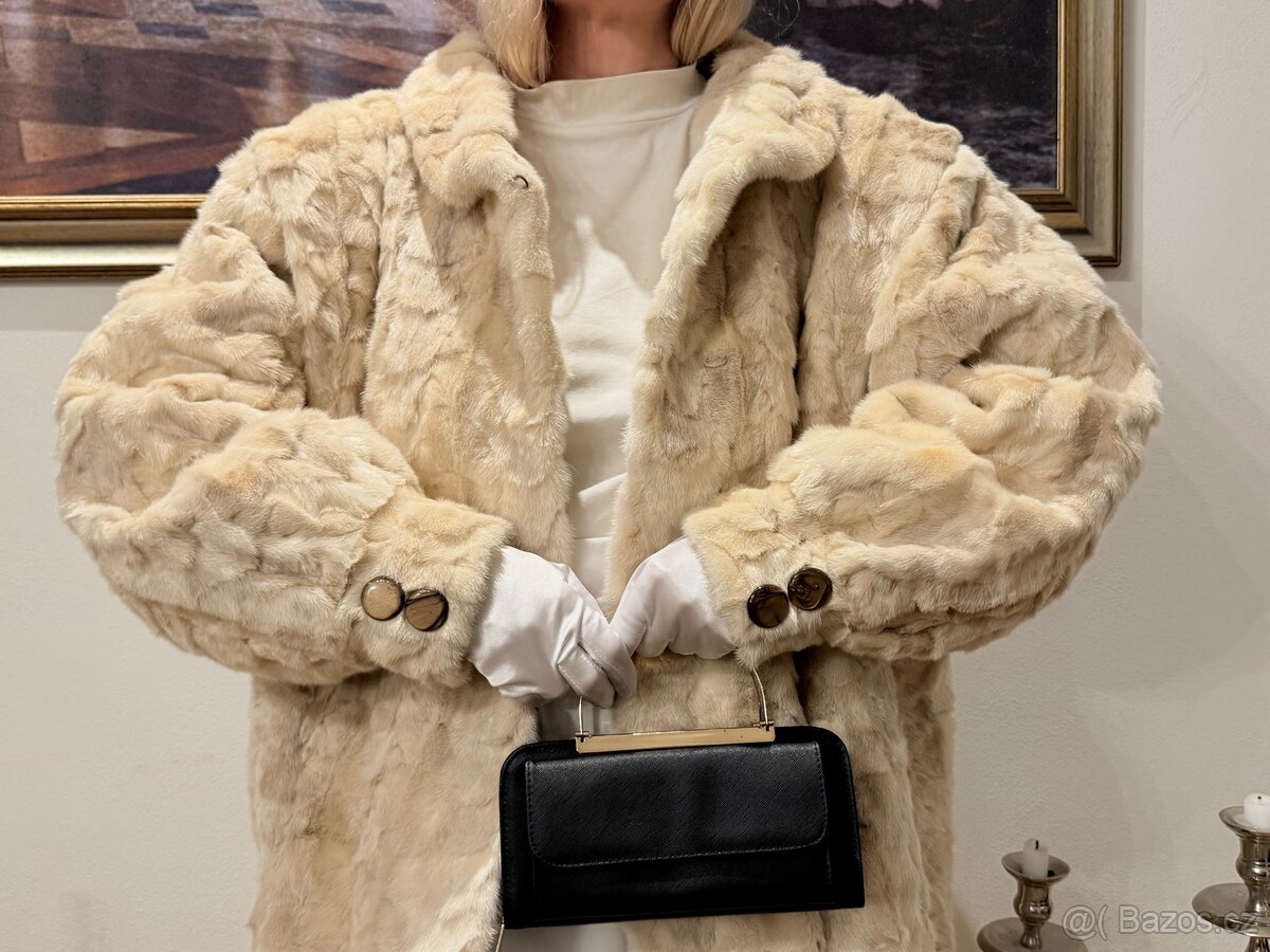 Bílý norkový kožich - 4