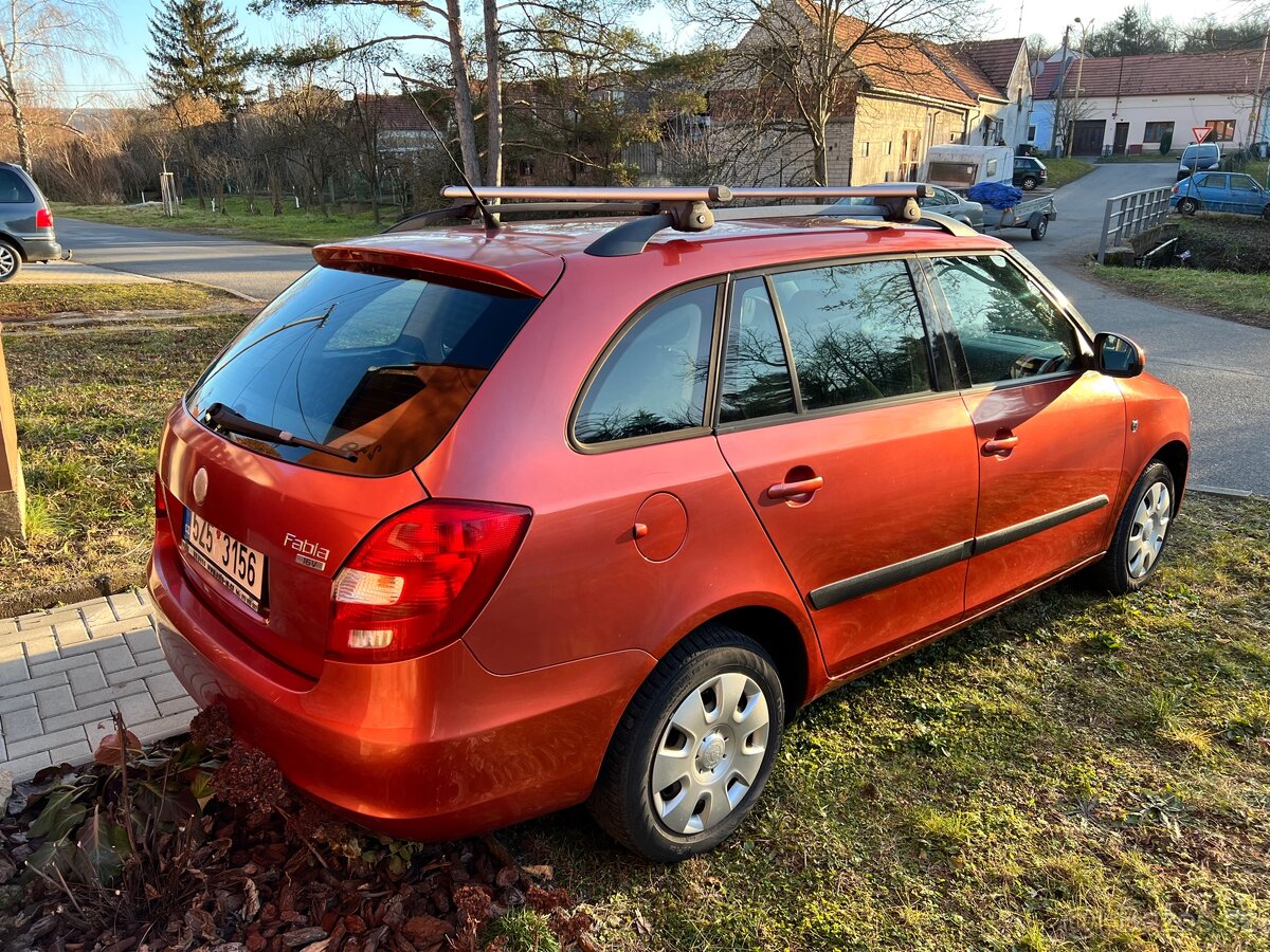 Škoda Fabia 2 1.4 16V kombi - 4