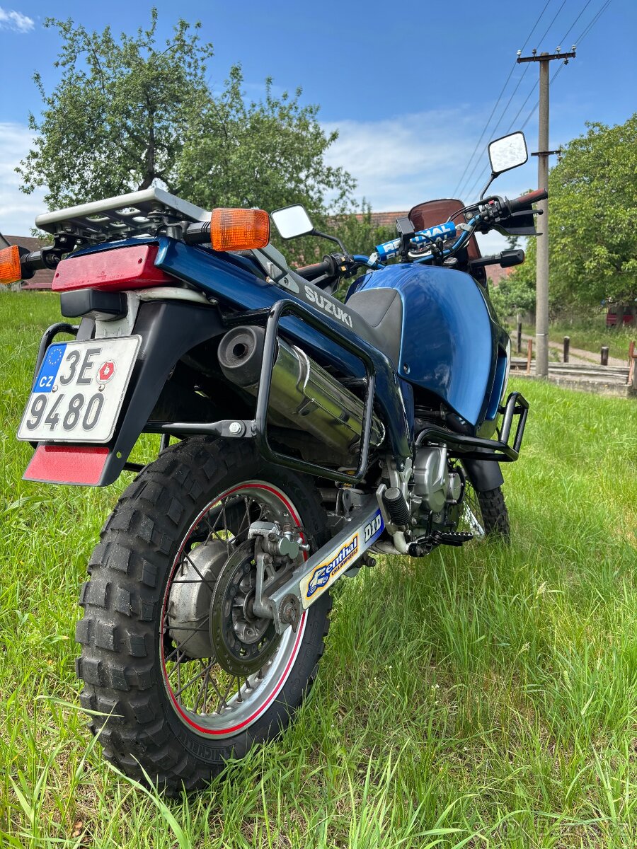 Suzuki DR BIG 800 S-Dual Sport
