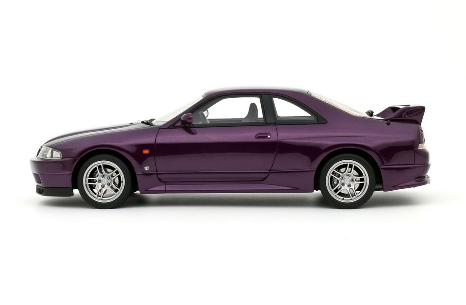 Nissan Skyline GT-R R33 V-Spec 1995 1:18 OttoMobile - 4