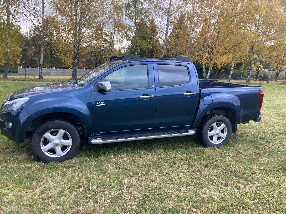 Isuzu D-max 2,5 Twin D automat - 4