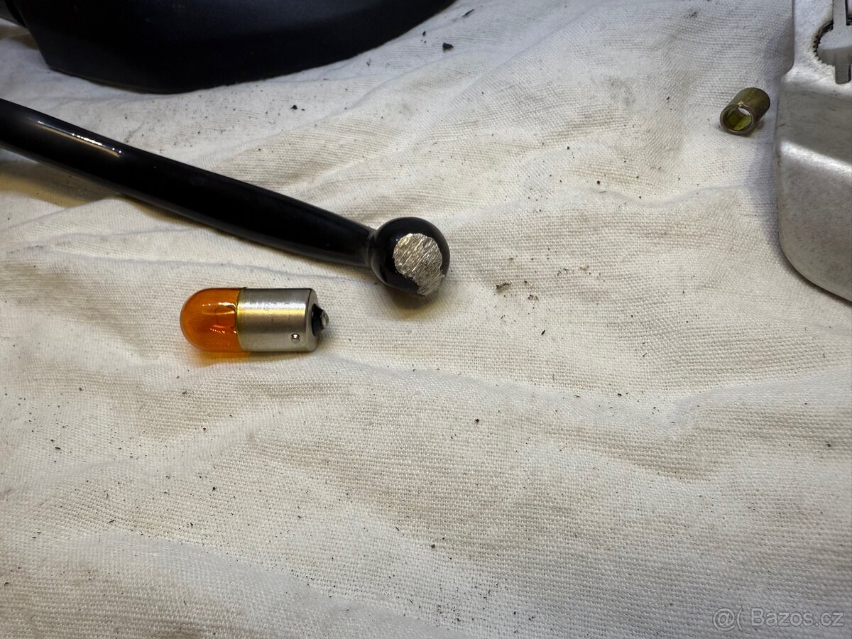 ND na yamahu mt-125 - 4