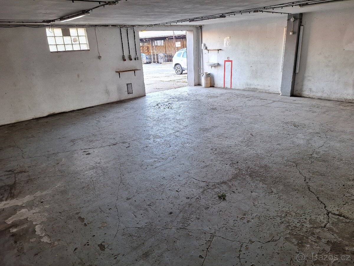Pronájem skladu-garáže v Ostravě - 4