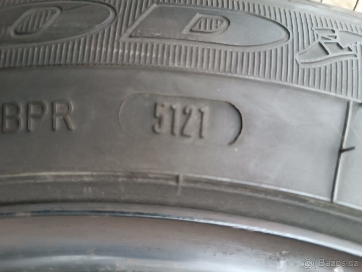 B-max - disky 6x15 et37,5 + letní 195/60/15 - 4