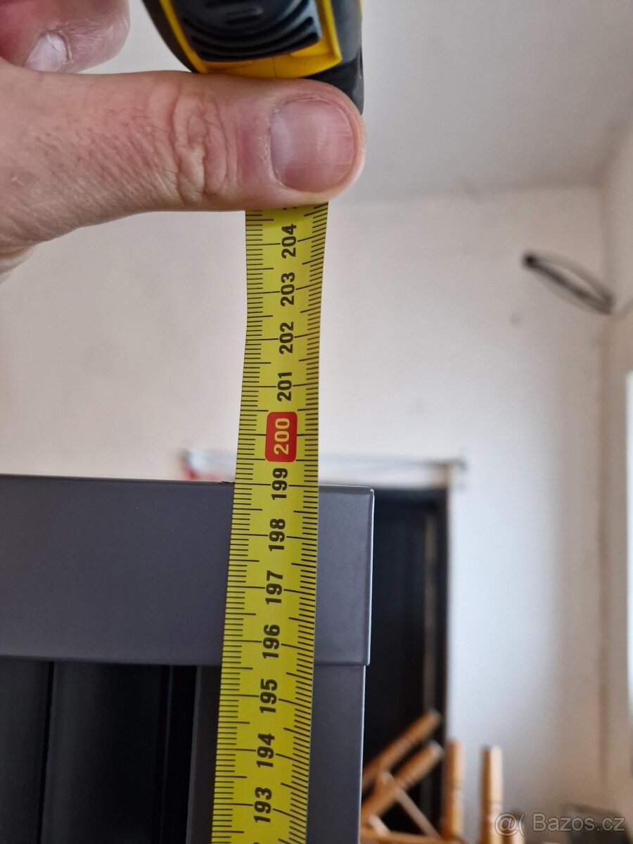 Kovová skříň s roletovými dveřmi - 4