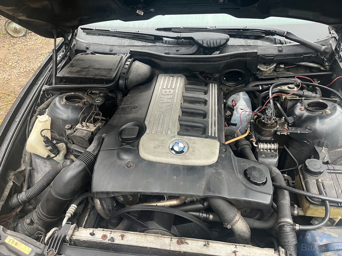 Bmw e39 530d 142kw manuál - 4