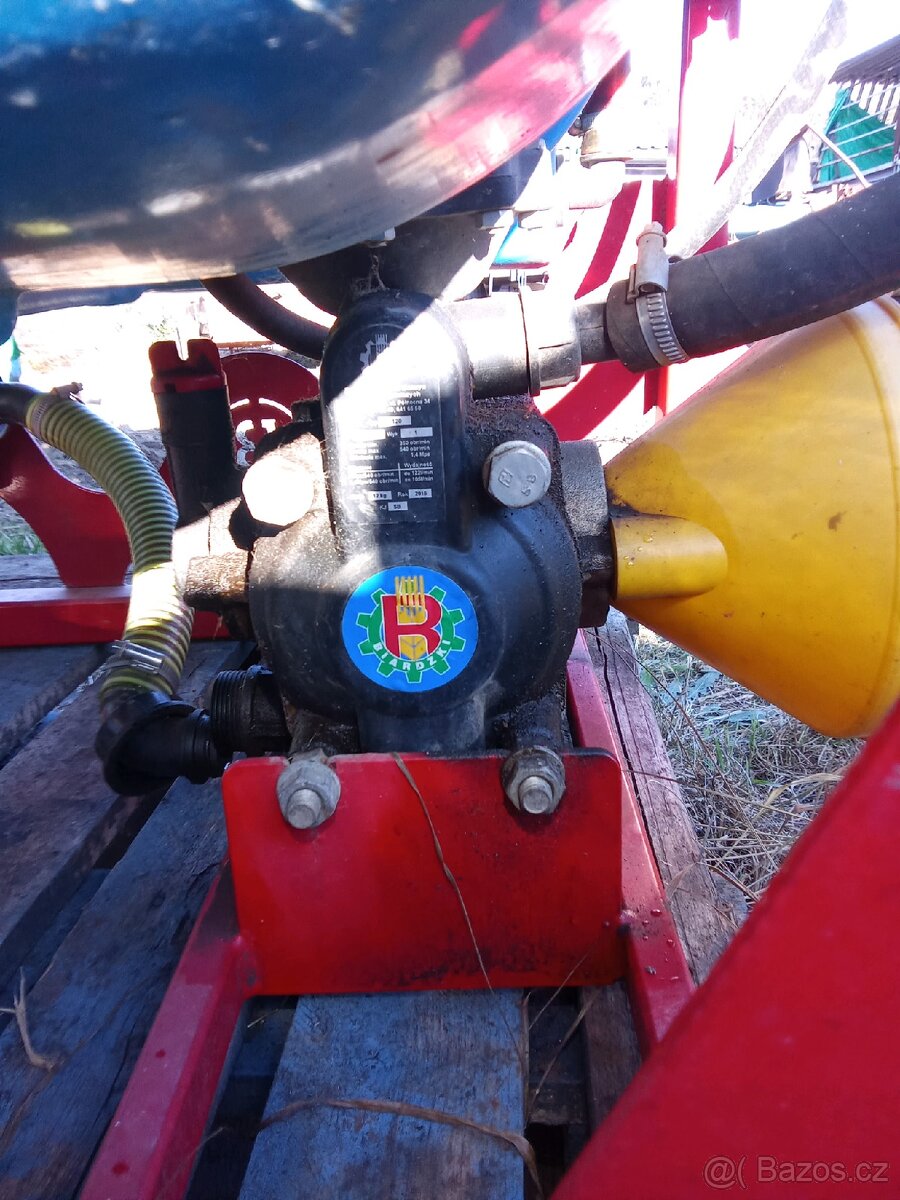 Postřikovač biarzdki nesený 300/10 - 4