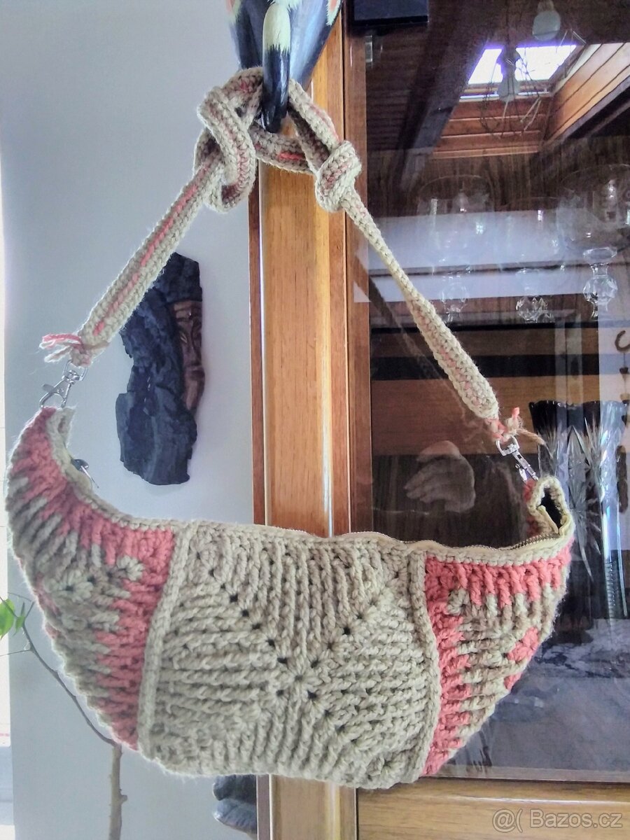 Dámská Ledvinka - 4