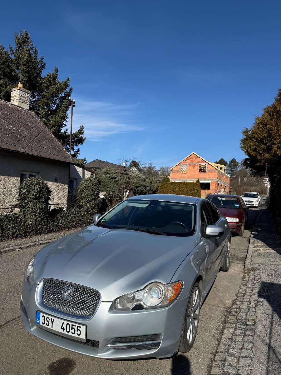 Jaguar XF - 4