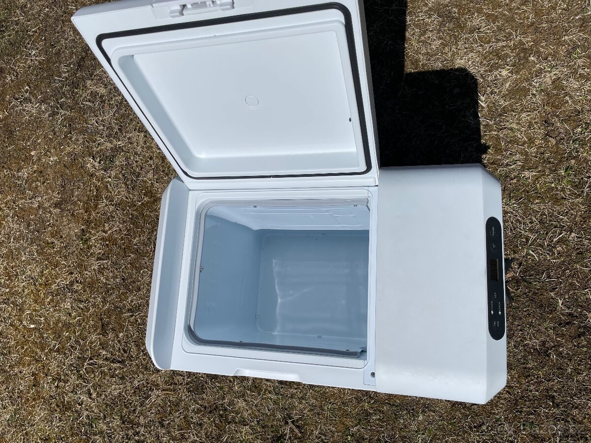 Kompresorová lednice Mobicool MCF40 - 4