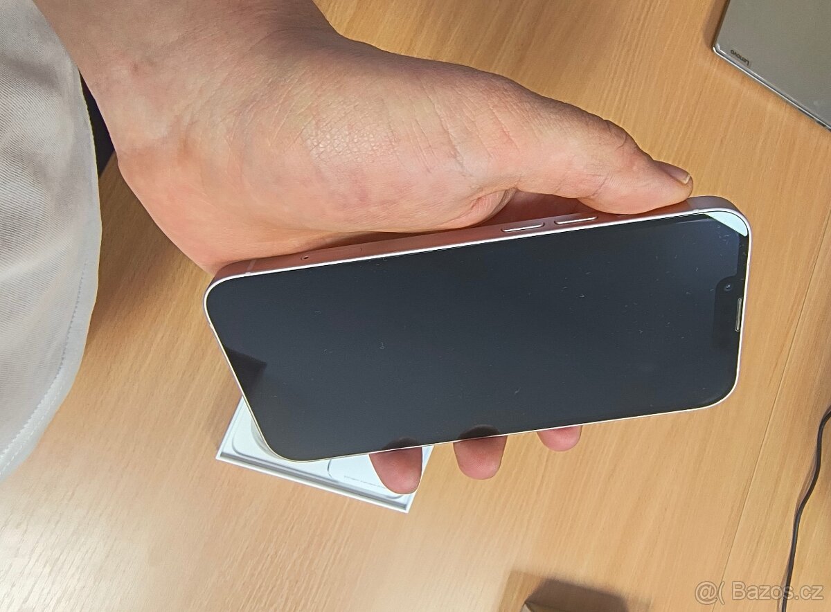 IPhone 13 - 4
