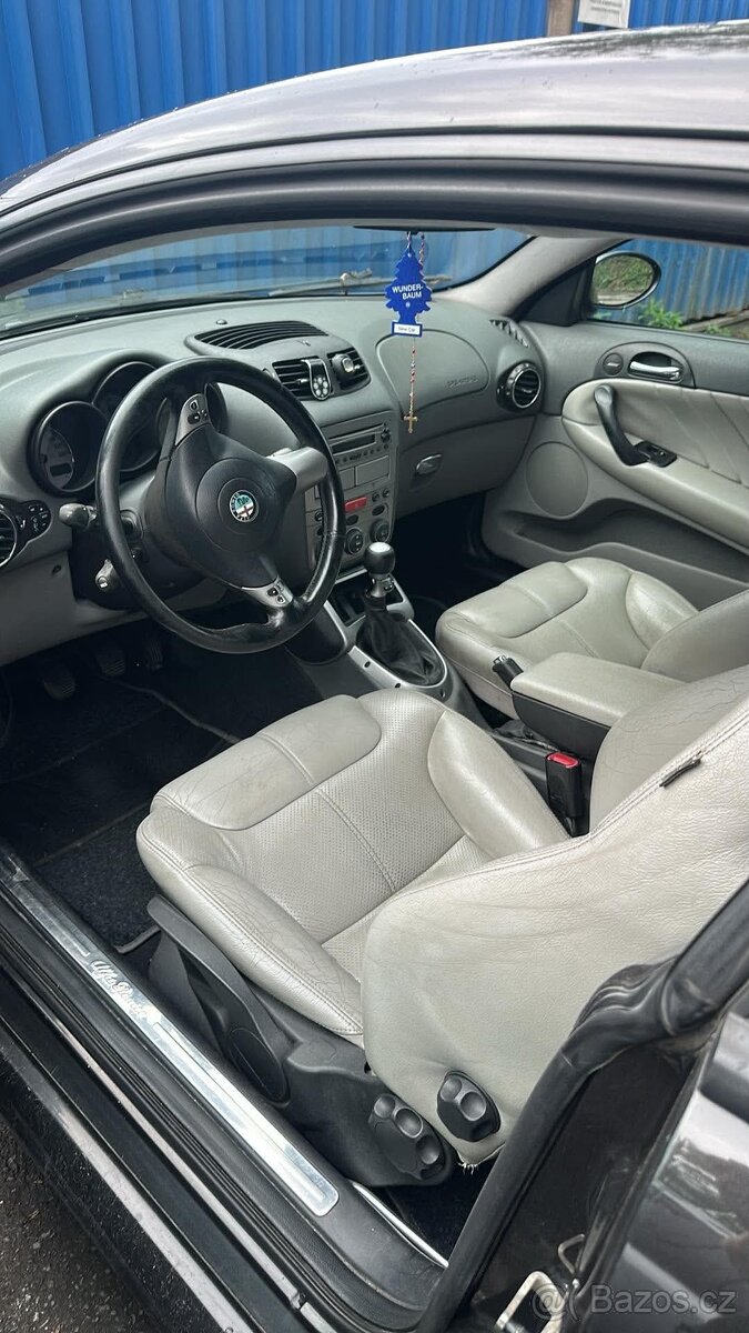 Prodám nebo vyměním alfa Romeo gt - 4