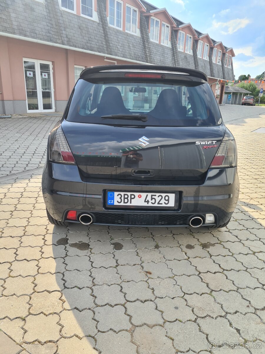 Suzuki swift sport - 4