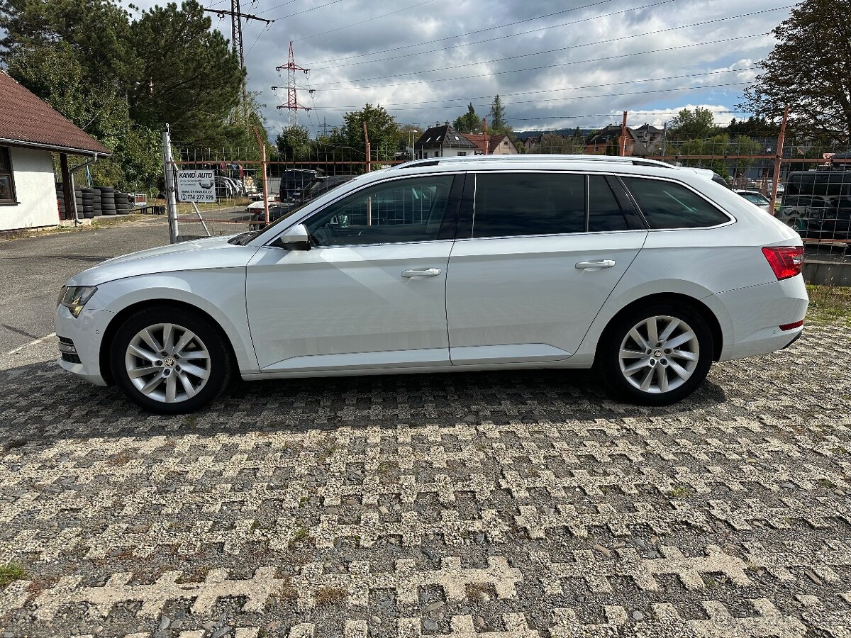 Škoda Superb 2.0Tdi 110kw style Dsg 1 majitel 2021 - 4