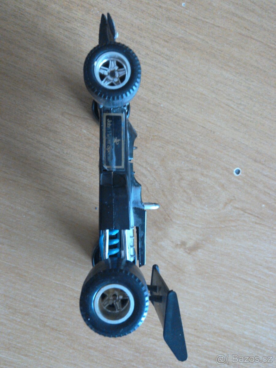 Model Lotus Ford 72 F1 - 4