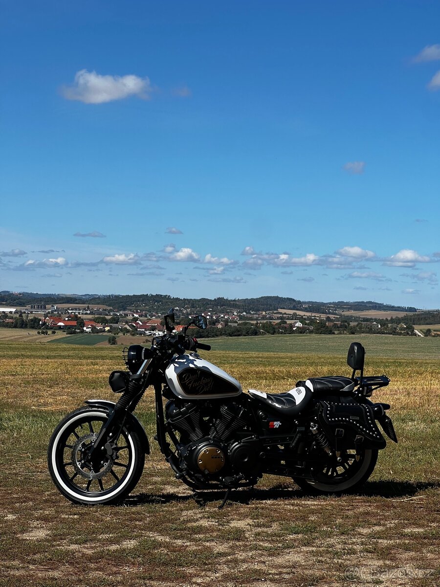 Yamaha Bolt XV 950 - 4