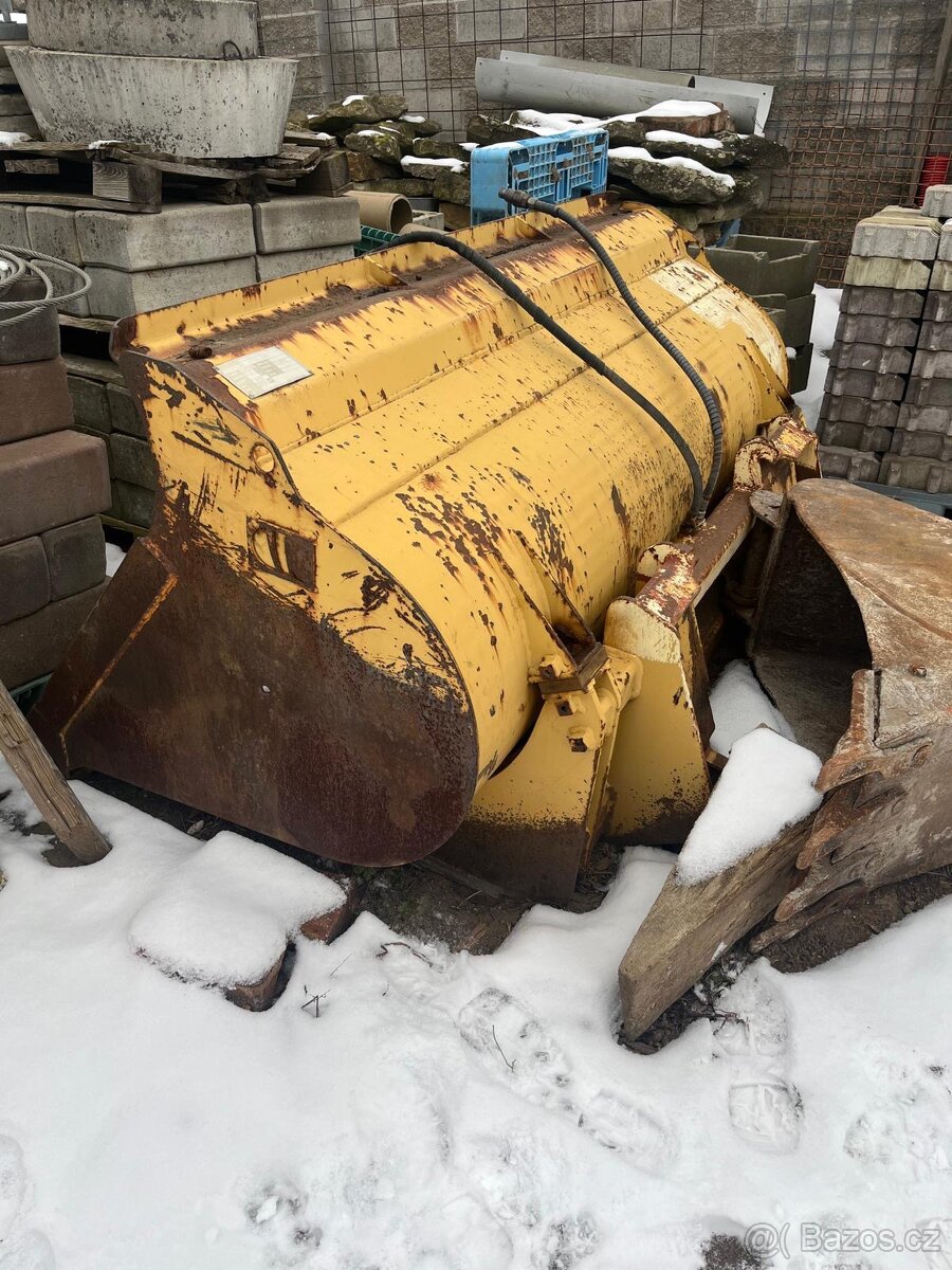 vysokovýklopná lopata - 4