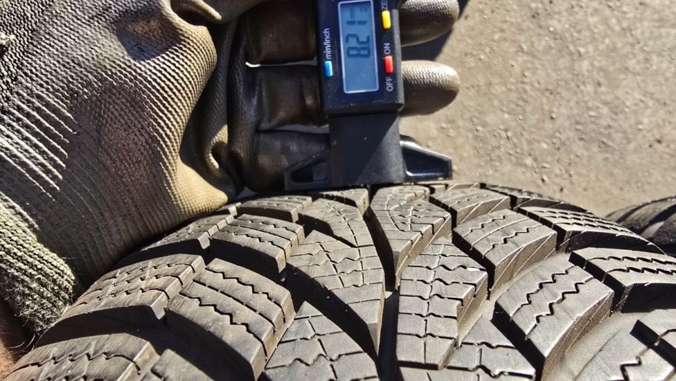 Zimní pneu 195/65/15 Continental - 4