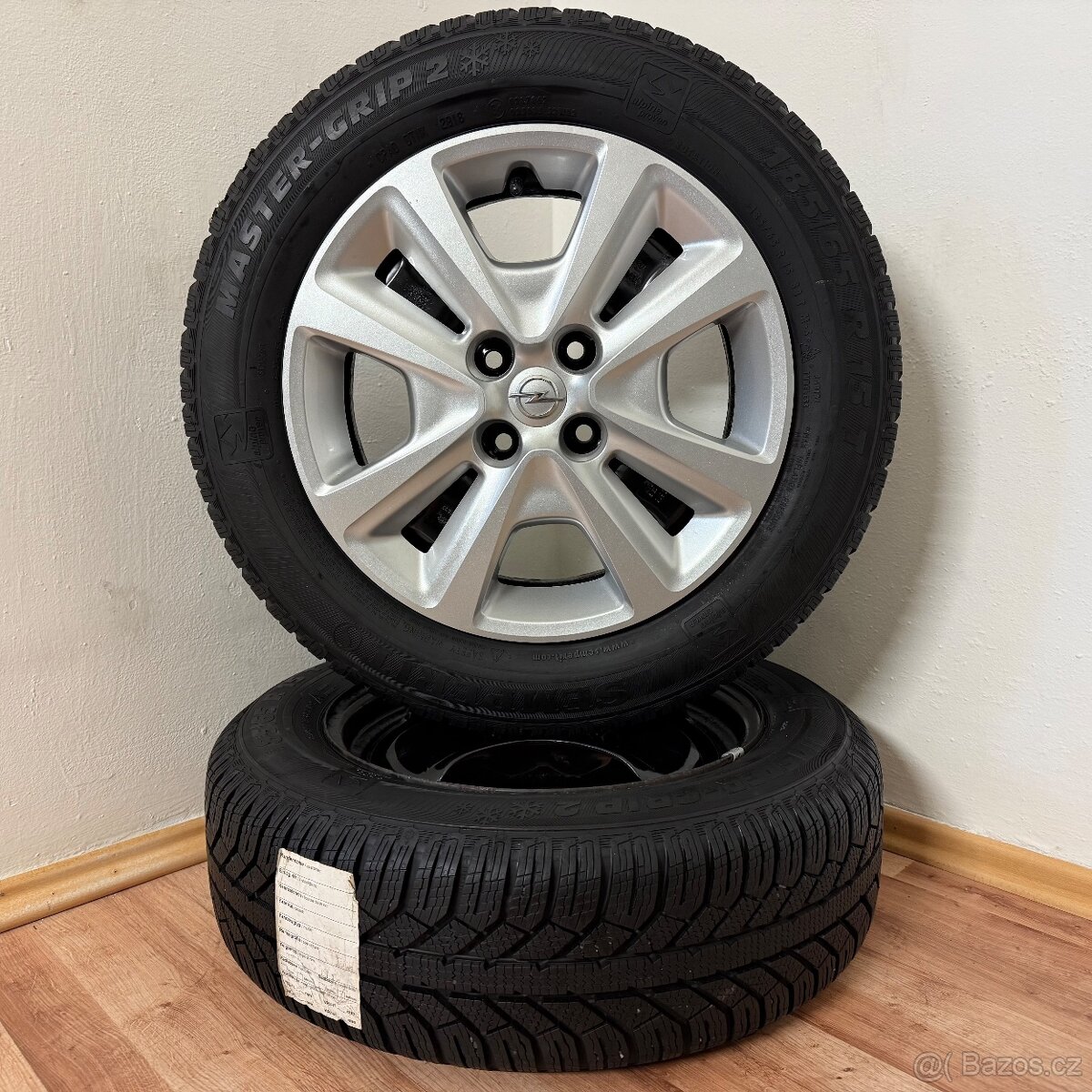 OPEL CORSA E 4x100 R15 ET39+ZIMNÍ 185/65R15 7/6mm - 4