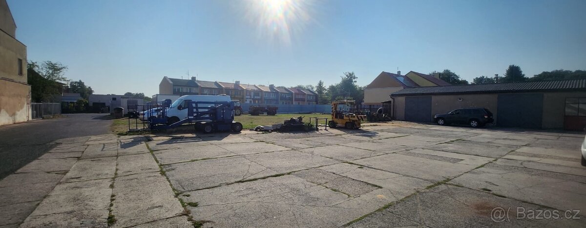 Multifunknční areál - dílny, kanceláře, byty - 4